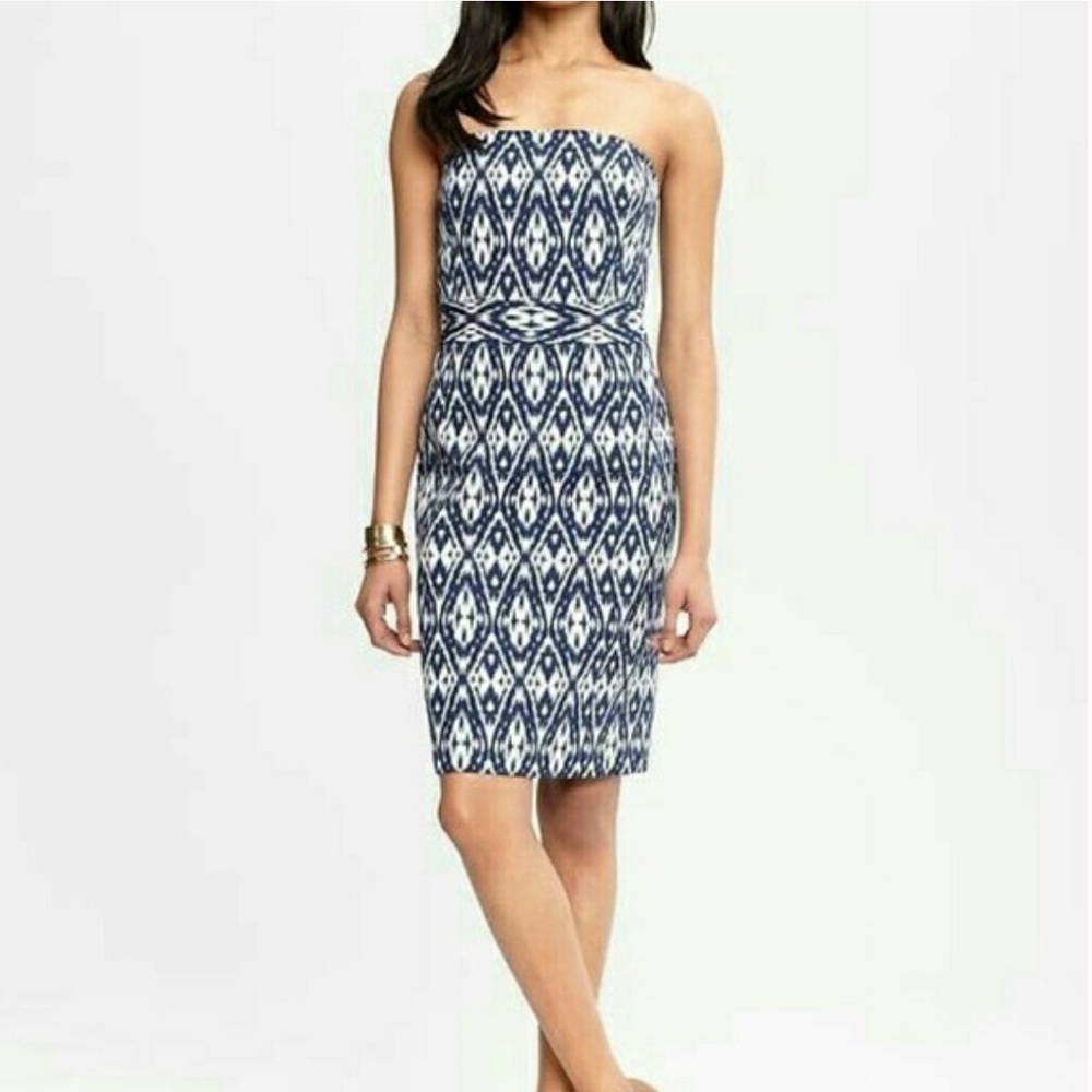 Banana Republic Ikat Strapless Aztec Design Dress size 4 Blue Cream/white